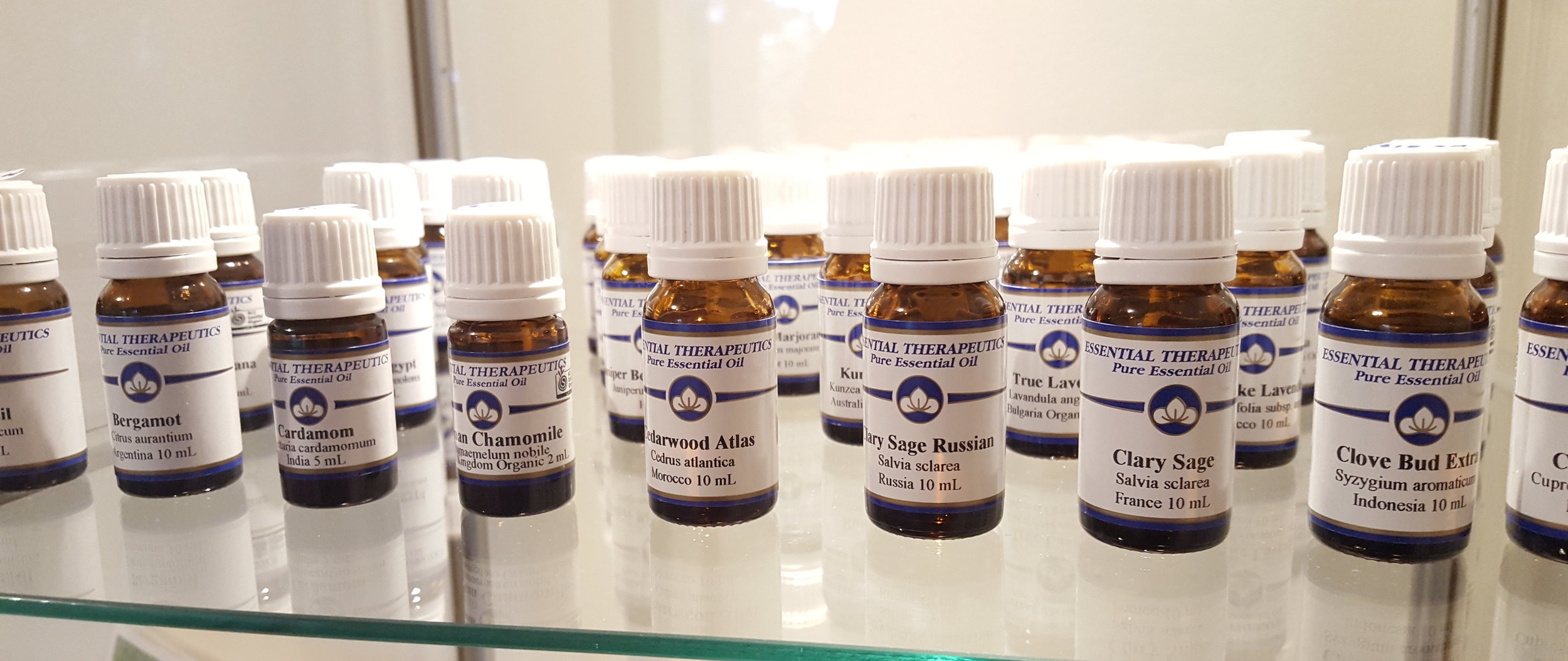 ESSENTIAL THERAPEUTICS ESSENTIAL OILS - AN AUSTRALIAN BRAND I USE AND SELL