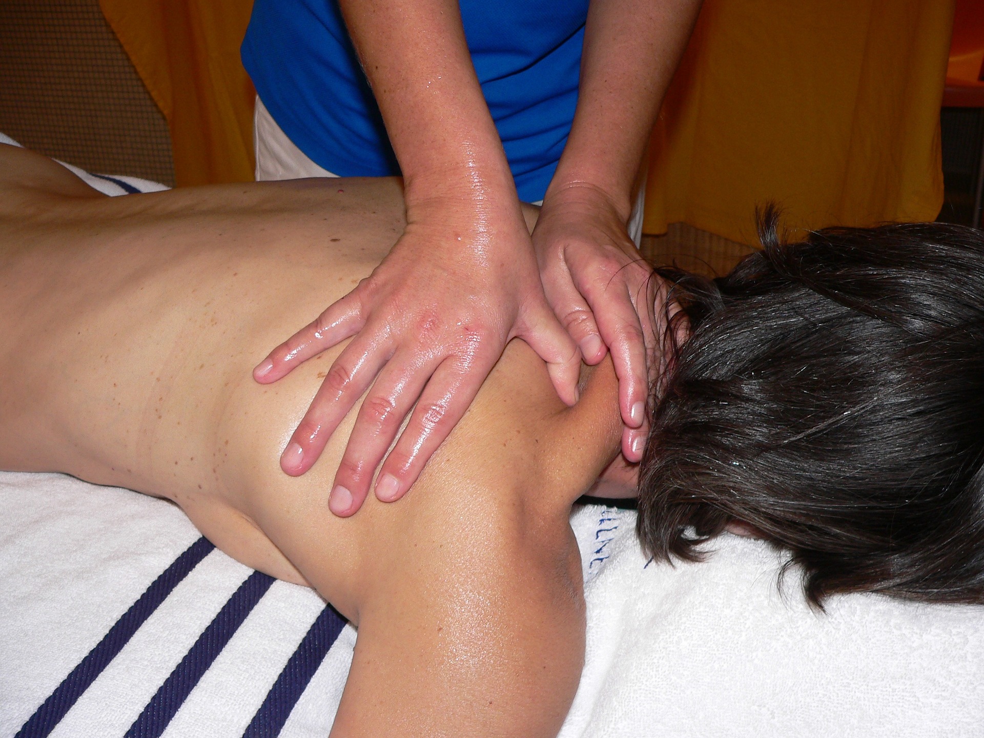 classic-massage-740214_1920.jpg